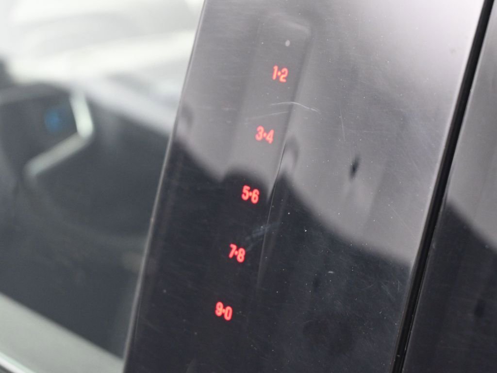 Used 2025 Ford Expedition Max Platinum w/ Driver's Package image 36