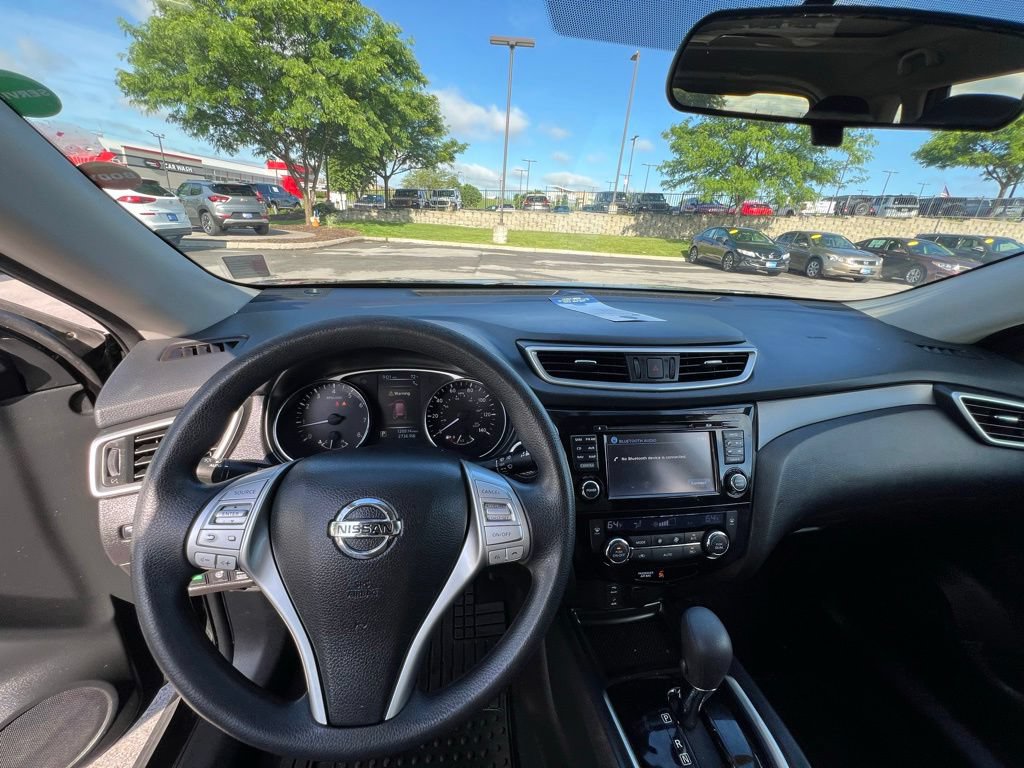 Used 2016 Nissan Rogue SV w/ SV Premium Package AWD/4WD image 37