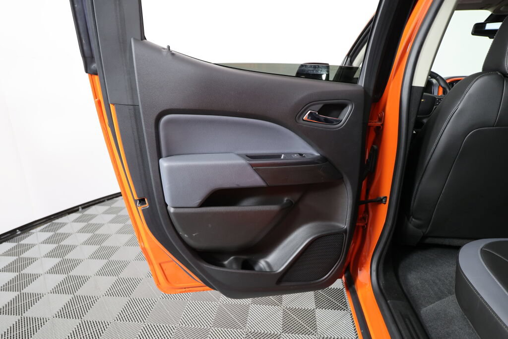 Used 2020 Chevrolet Colorado Z71 AWD/4WD image 16