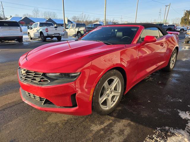Used 2023 Chevrolet Camaro LT image 2