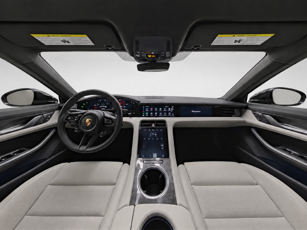 Used 2022 Porsche Taycan Turbo S AWD/4WD image 12