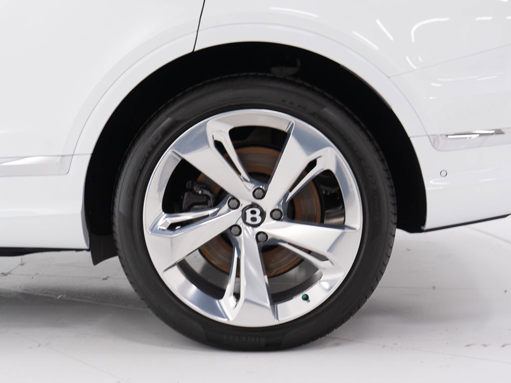 Certified 2023 Bentley Bentayga Extended Wheelbase AWD/4WD image 44