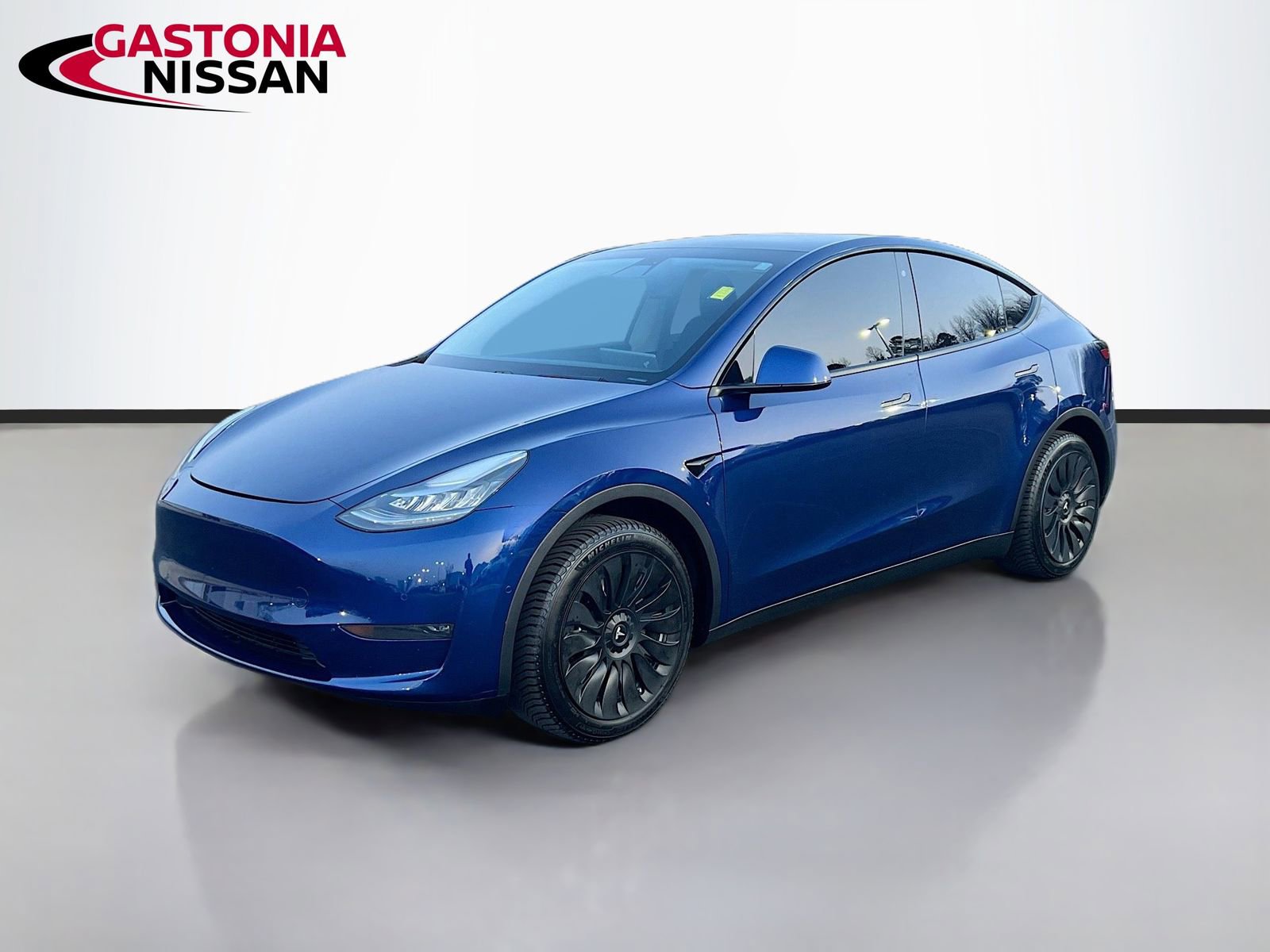 Used 2020 Tesla Model Y Long Range image 3