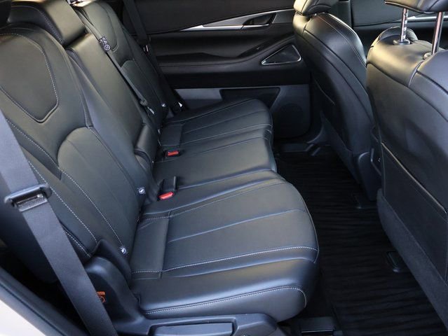 Used 2025 INFINITI QX60 Luxe image 14