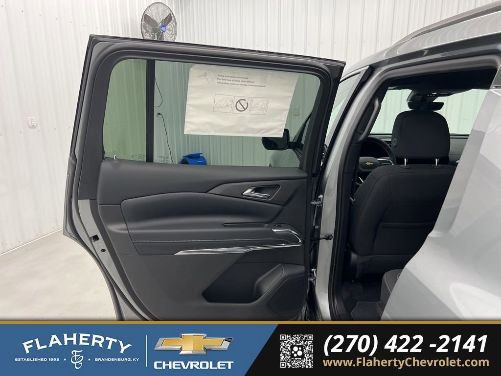 New 2026 Chevrolet Traverse LT w/ Driver Confidence Package image 10