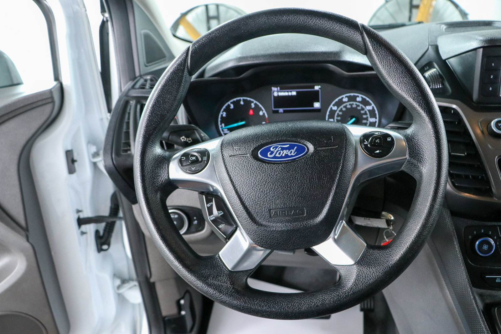 Used 2019 Ford Transit Connect XL FWD image 12