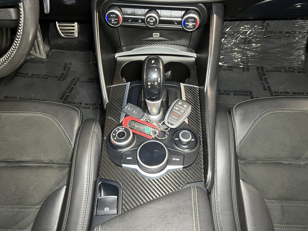 Used 2018 Alfa Romeo Giulia Quadrifoglio image 22