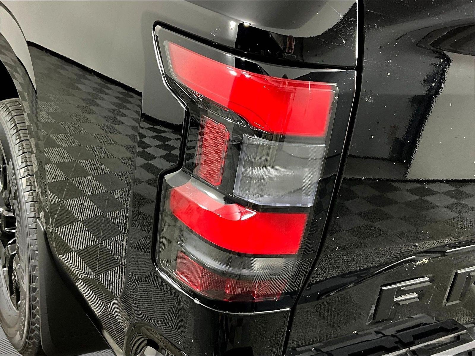 New 2027 Nissan Frontier SV w/ SV Convenience Package AWD/4WD image 14