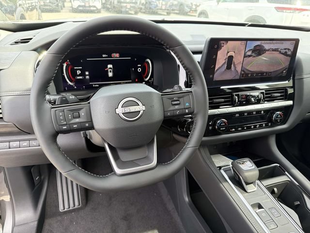 New 2026 Nissan Pathfinder Platinum AWD/4WD image 17