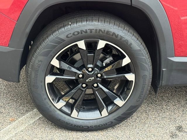 Used 2025 Chevrolet Equinox RS image 13