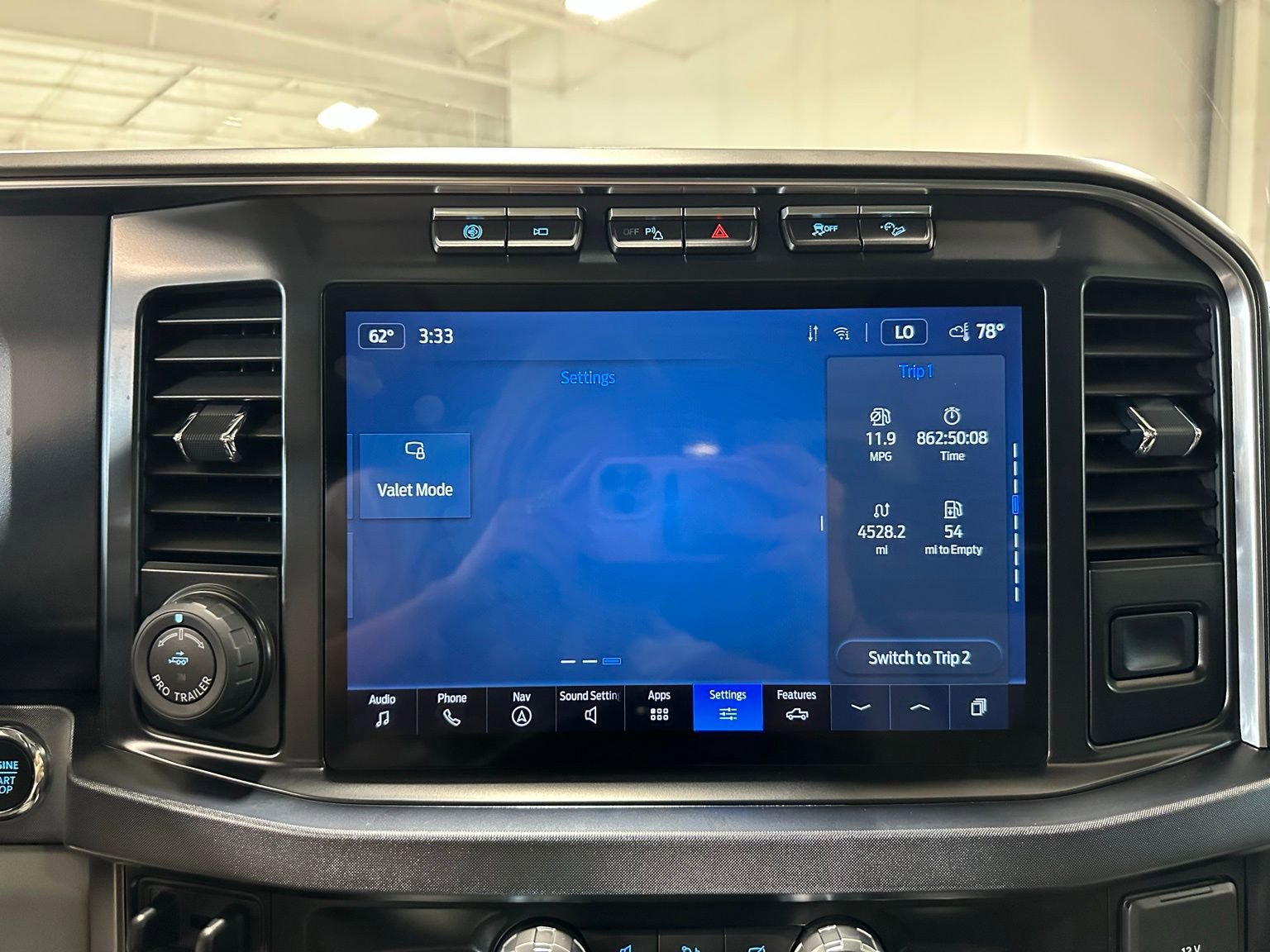 Used 2024 Ford F250 Limited w/ FX4 Off-Road Package image 31