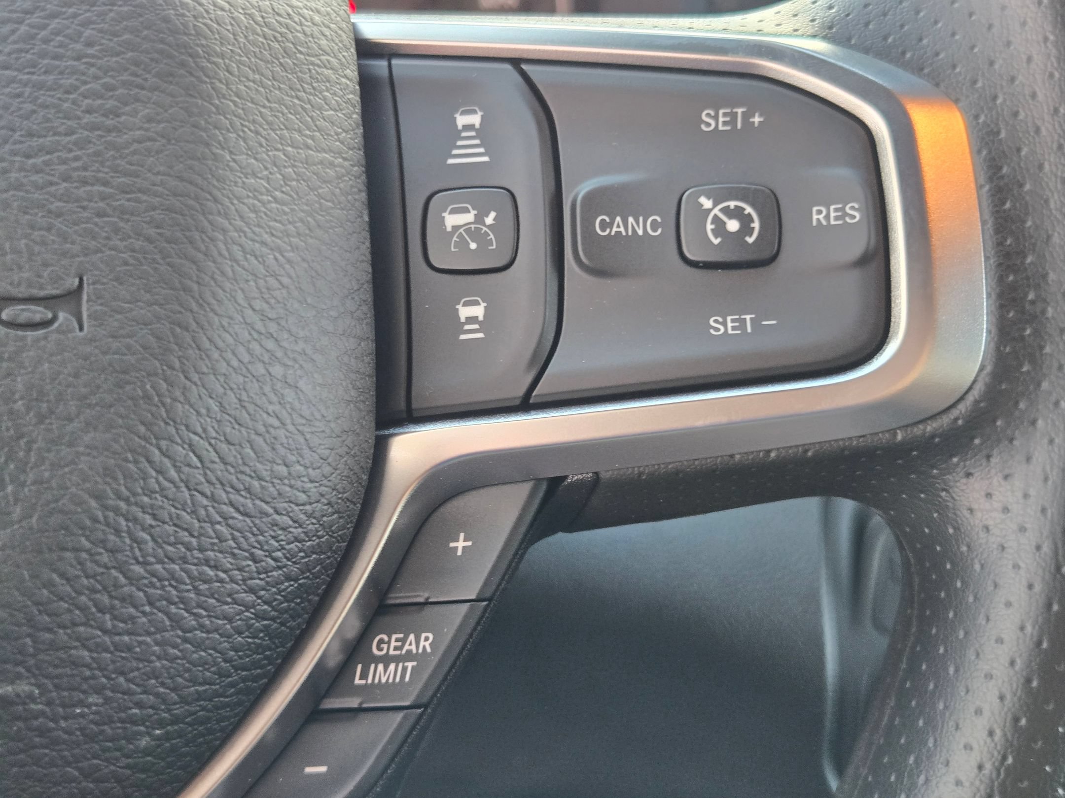 New 2026 RAM 3500 Tradesman AWD/4WD image 27
