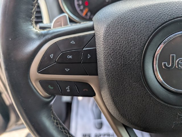 Used 2017 Jeep Grand Cherokee Limited AWD/4WD image 13