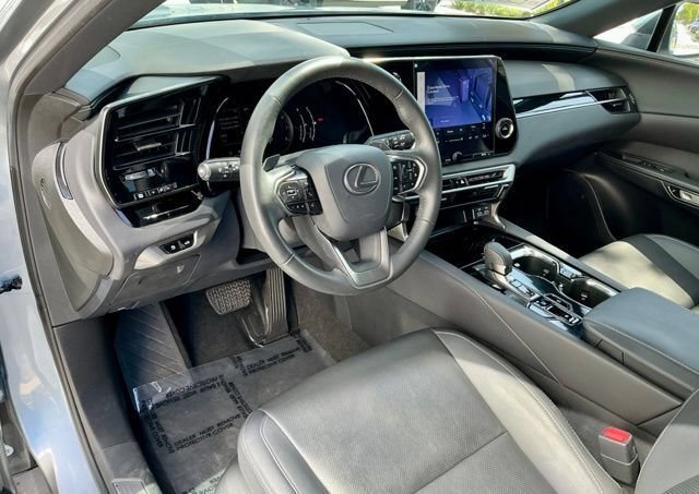 Used 2023 Lexus RX 350 FWD w/ Accessory Package (Z1) image 18