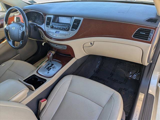 Used 2012 Hyundai Genesis 3.8 RWD image 19