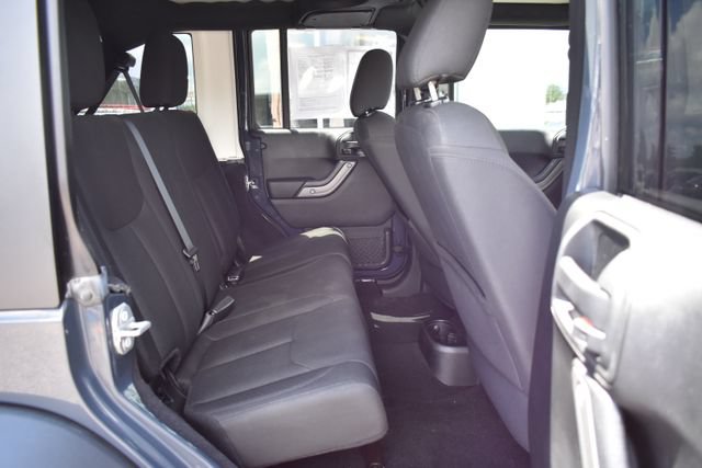 Used 2017 Jeep Wrangler Unlimited Sport w/ Quick Order Package 24S AWD/4WD image 31