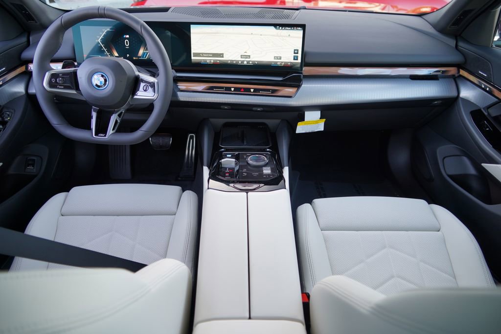 New 2026 BMW i5 eDrive40 w/ M Sport Package RWD image 13