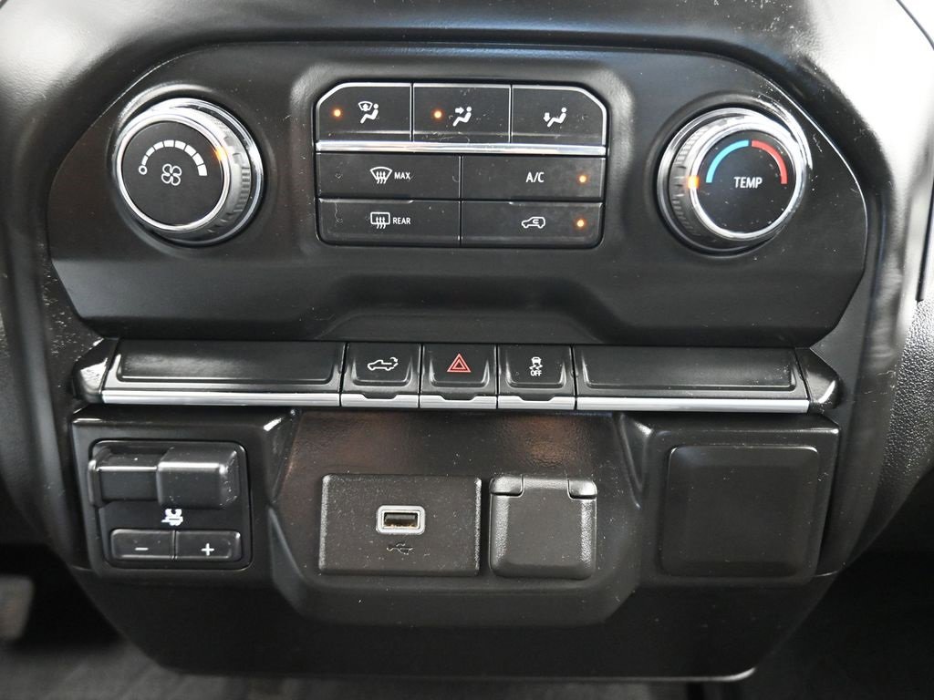 Used 2020 Chevrolet Silverado 1500 Custom image 19