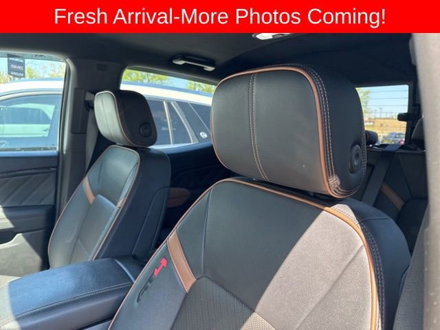 Used 2023 GMC Canyon AT4 w/ AT4 Premium Package image 18