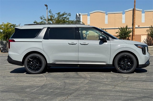 New 2026 Kia Carnival SX Prestige image 3