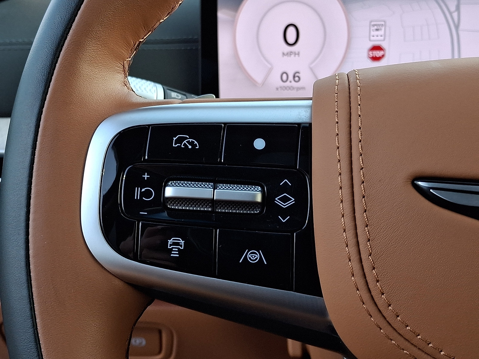 Certified 2025 Genesis GV80 3.5T Prestige AWD/4WD image 23