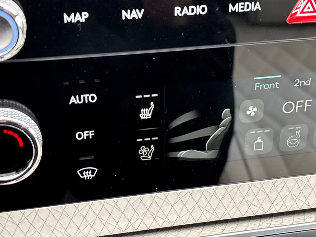 New 2026 Genesis GV80 3.5T Prestige AWD/4WD image 17