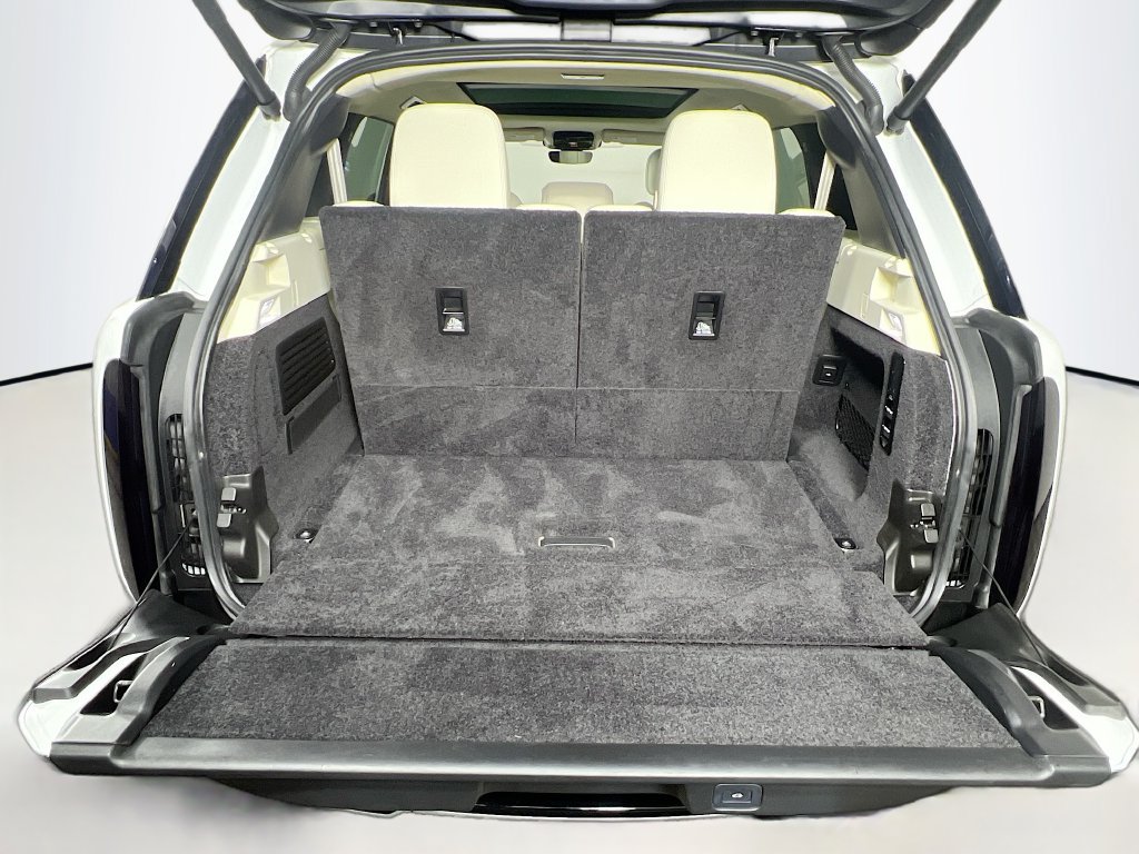 Used 2023 Land Rover Range Rover Long Wheelbase SE AWD/4WD image 28