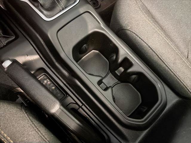Certified 2024 Jeep Wrangler Unlimited AWD/4WD image 16