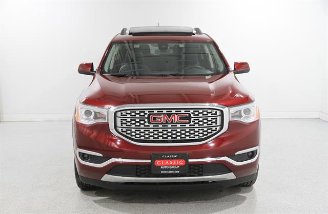 Used 2017 GMC Acadia Denali w/ Technology Package image 2