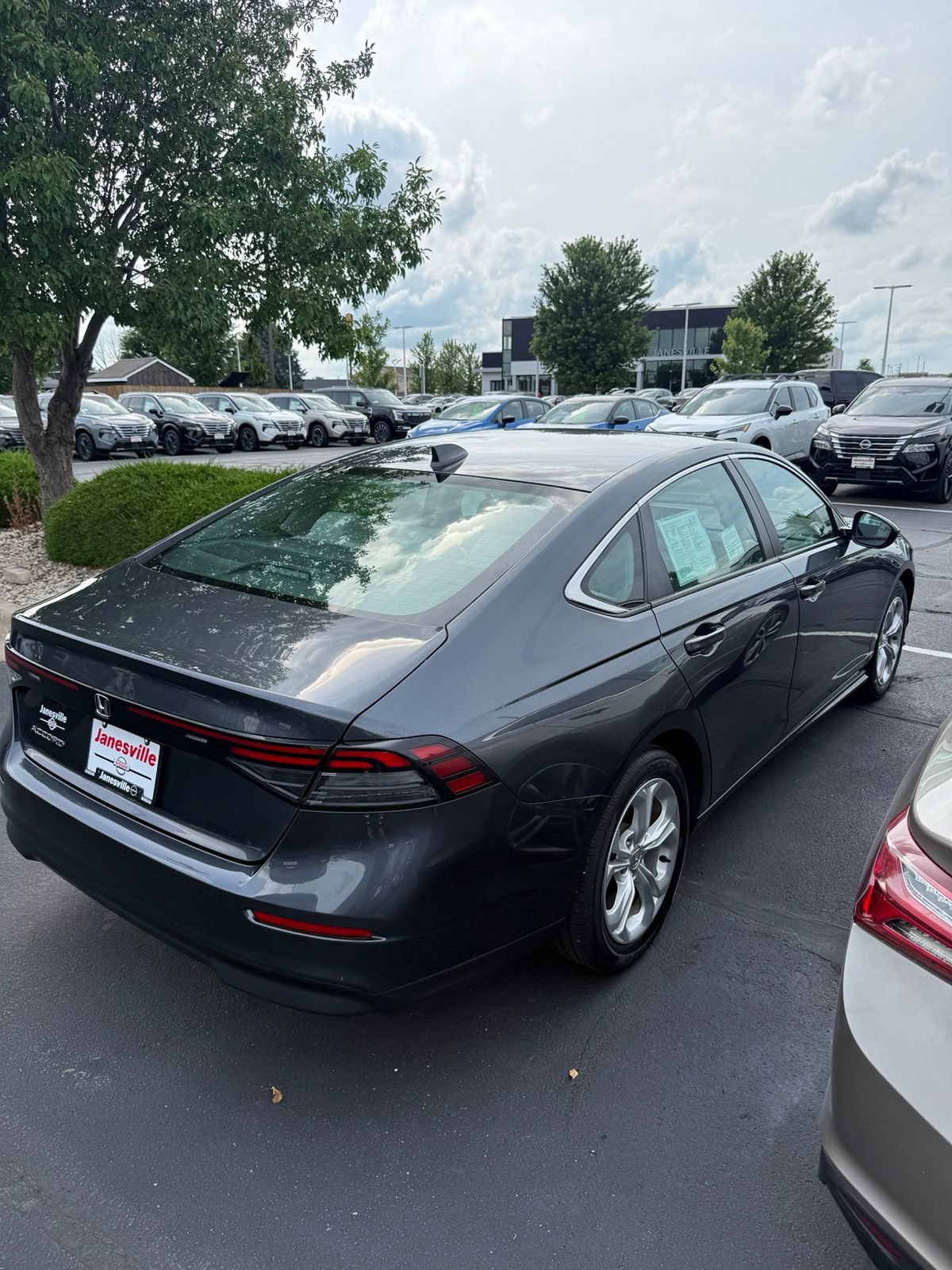 Used 2023 Honda Accord LX image 6