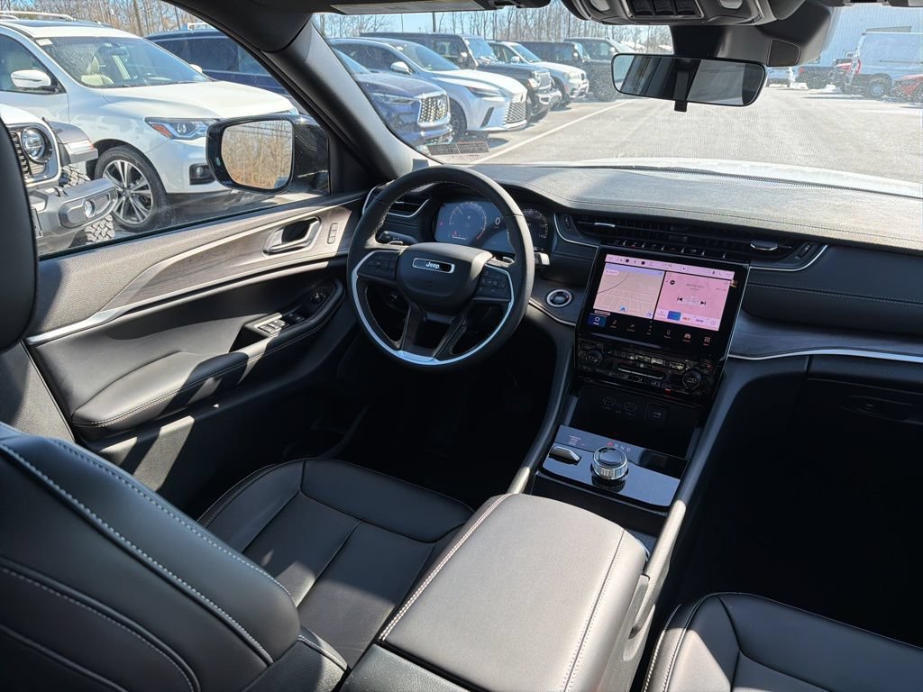New 2025 Jeep Grand Cherokee Limited AWD/4WD image 10