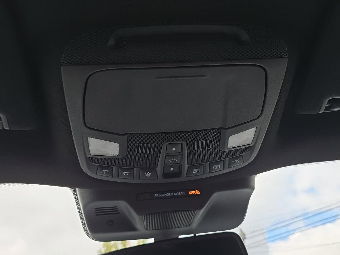 Used 2023 Ford Expedition Limited image 25