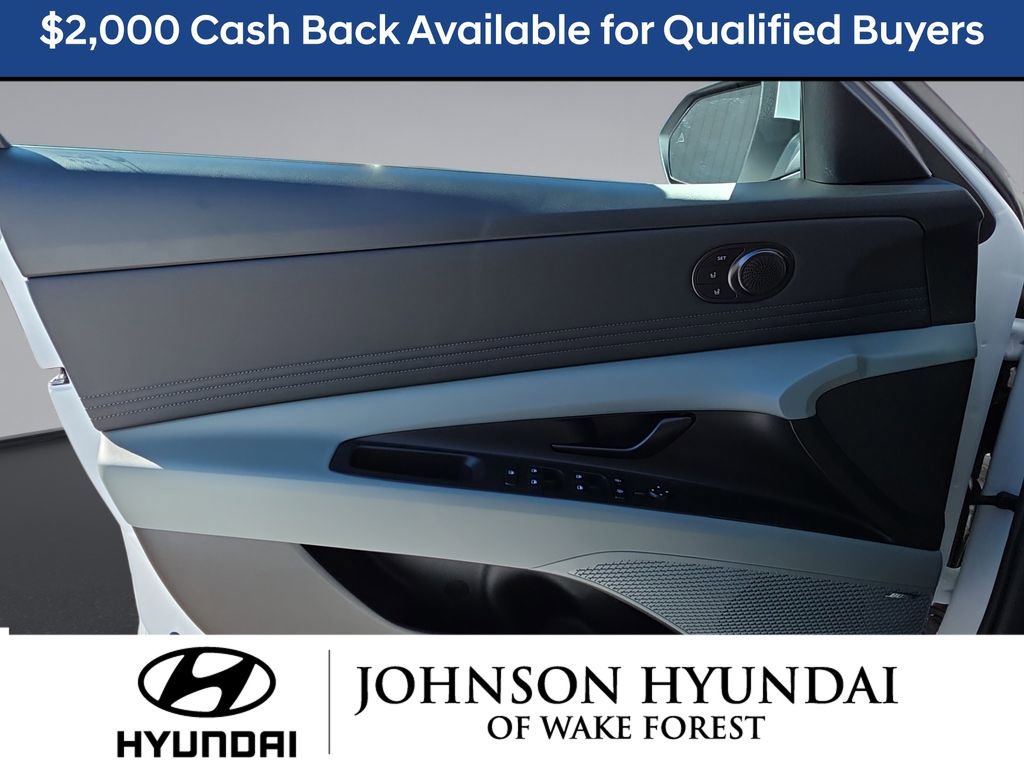 New 2026 Hyundai Elantra Limited image 36