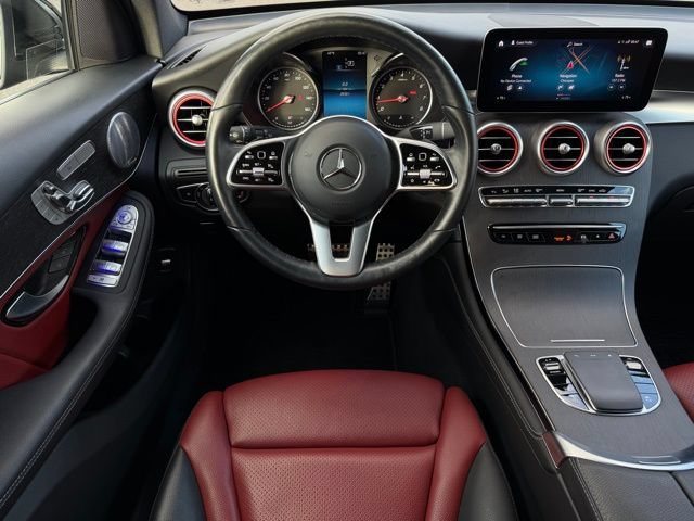 Used 2020 Mercedes-Benz GLC 300 4MATIC image 11