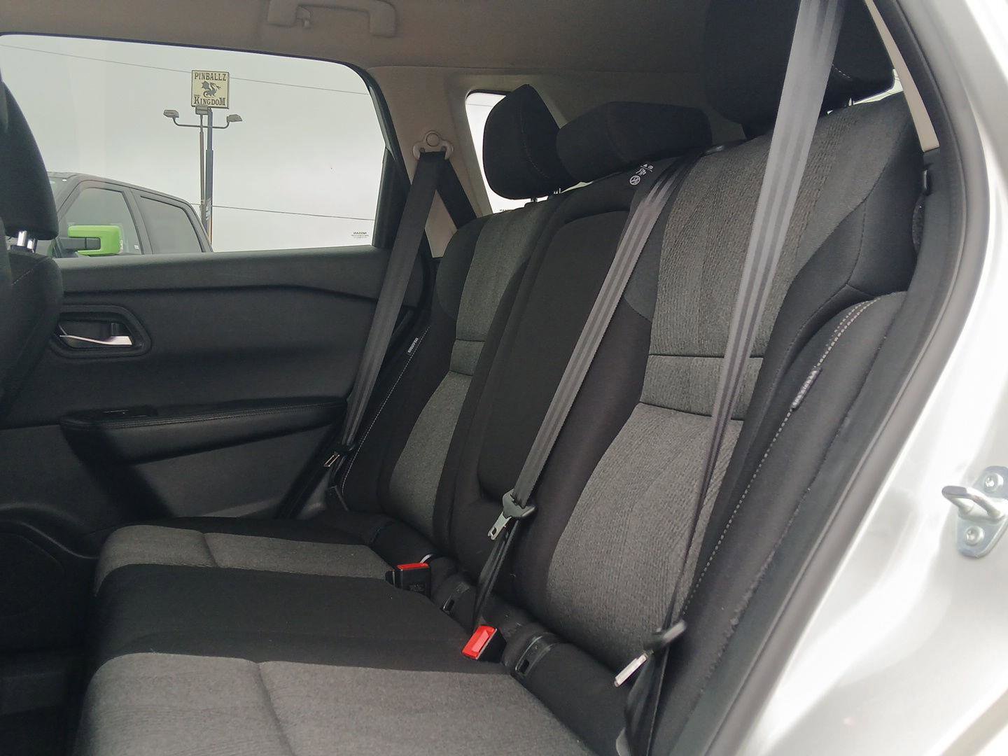 Used 2025 Nissan Rogue SV image 11