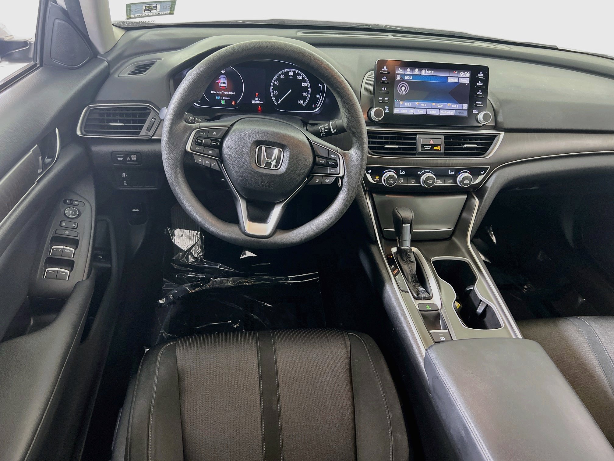 Used 2018 Honda Accord EX image 22