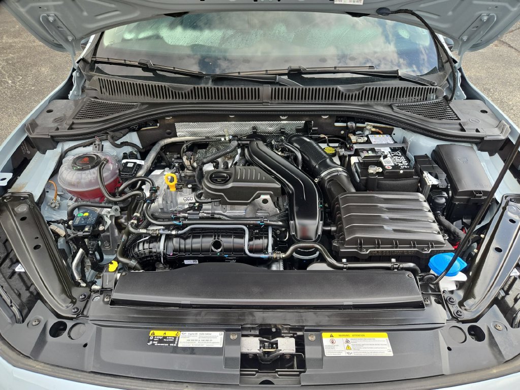 Used 2026 Volkswagen Jetta SE FWD image 36