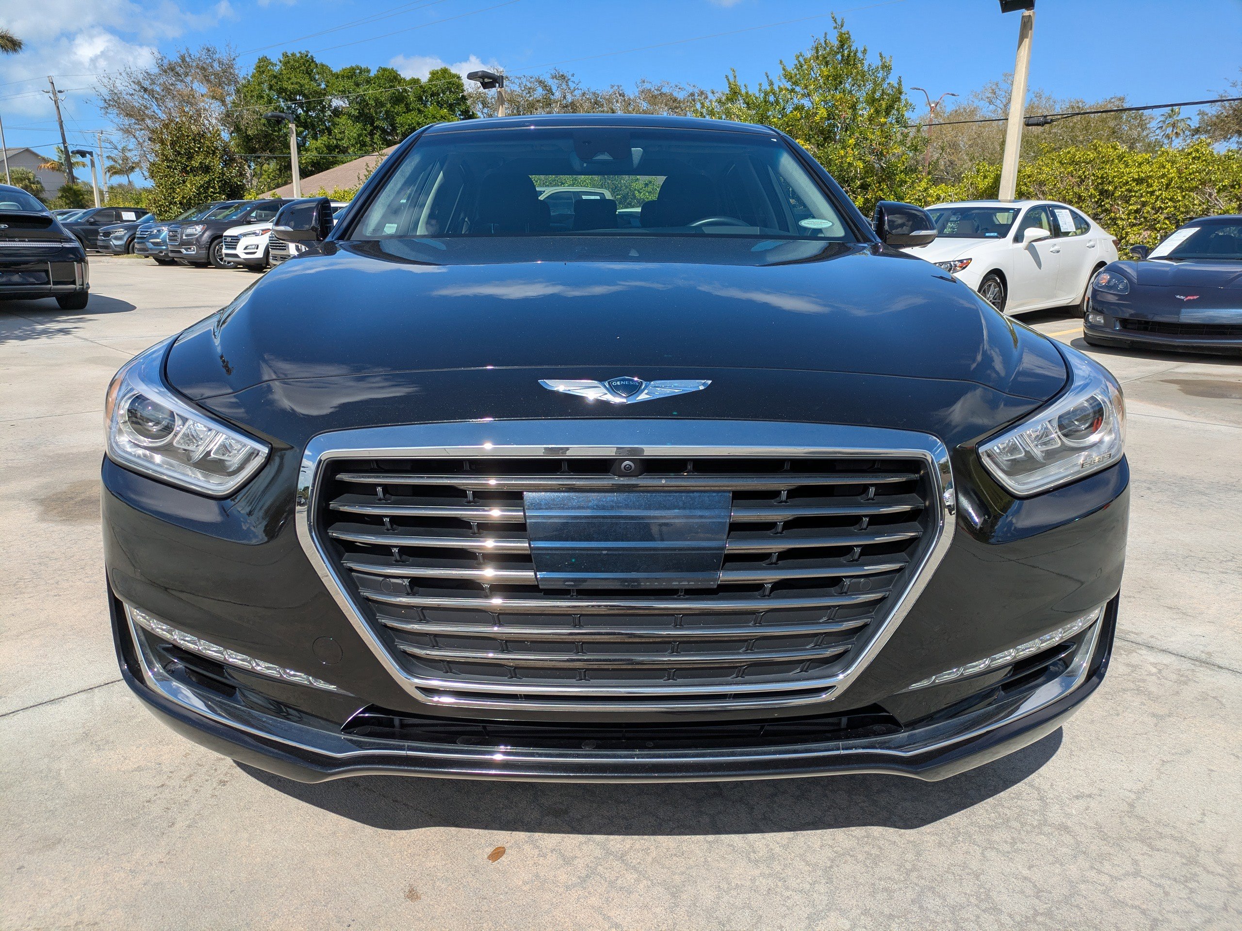 Used 2018 Genesis G90 3.3T Premium image 6