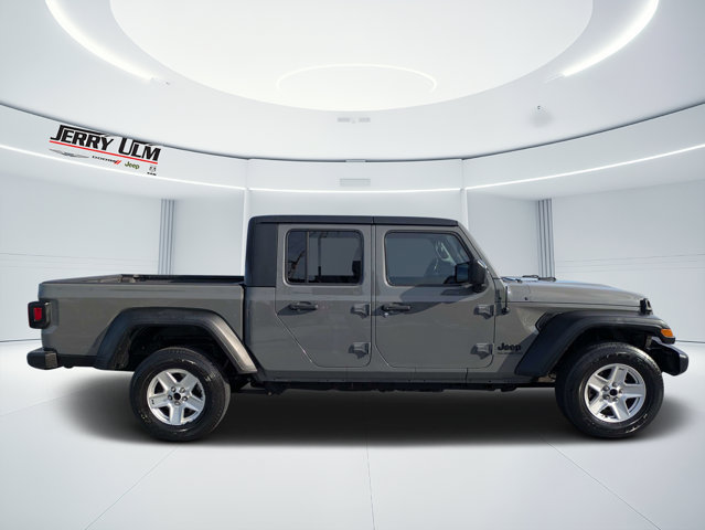 Used 2020 Jeep Gladiator Sport w/ Quick Order Package 24S AWD/4WD image 2