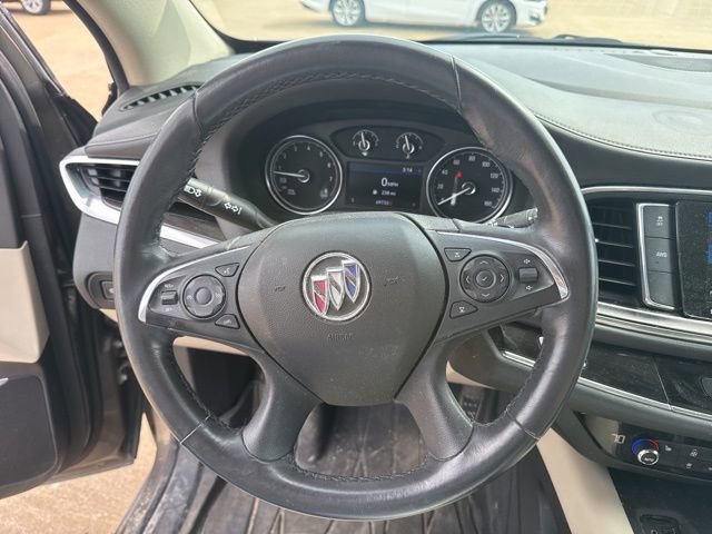 Used 2020 Buick Enclave Essence image 13