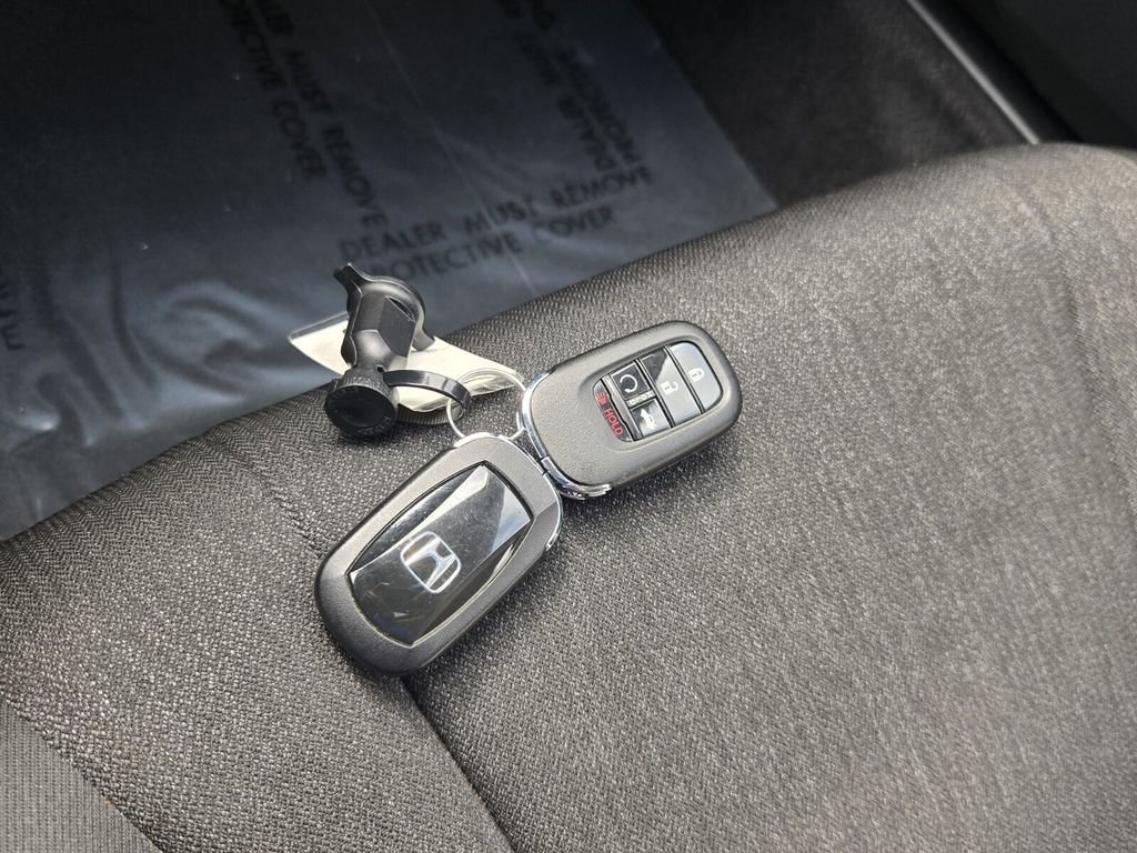 Certified 2025 Honda Accord SE image 19