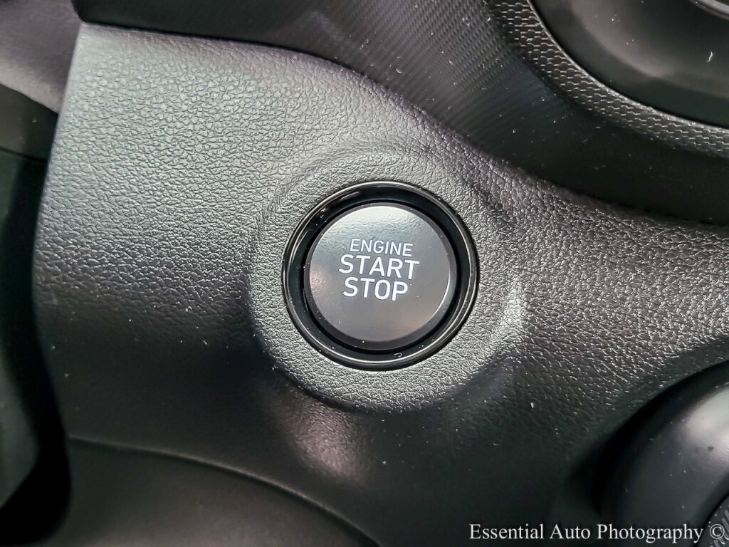 Used 2024 Hyundai Venue SEL image 20