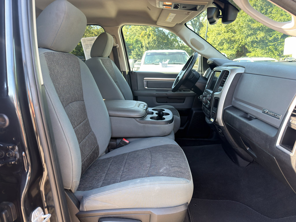 Used 2017 RAM 1500 Big Horn RWD image 24