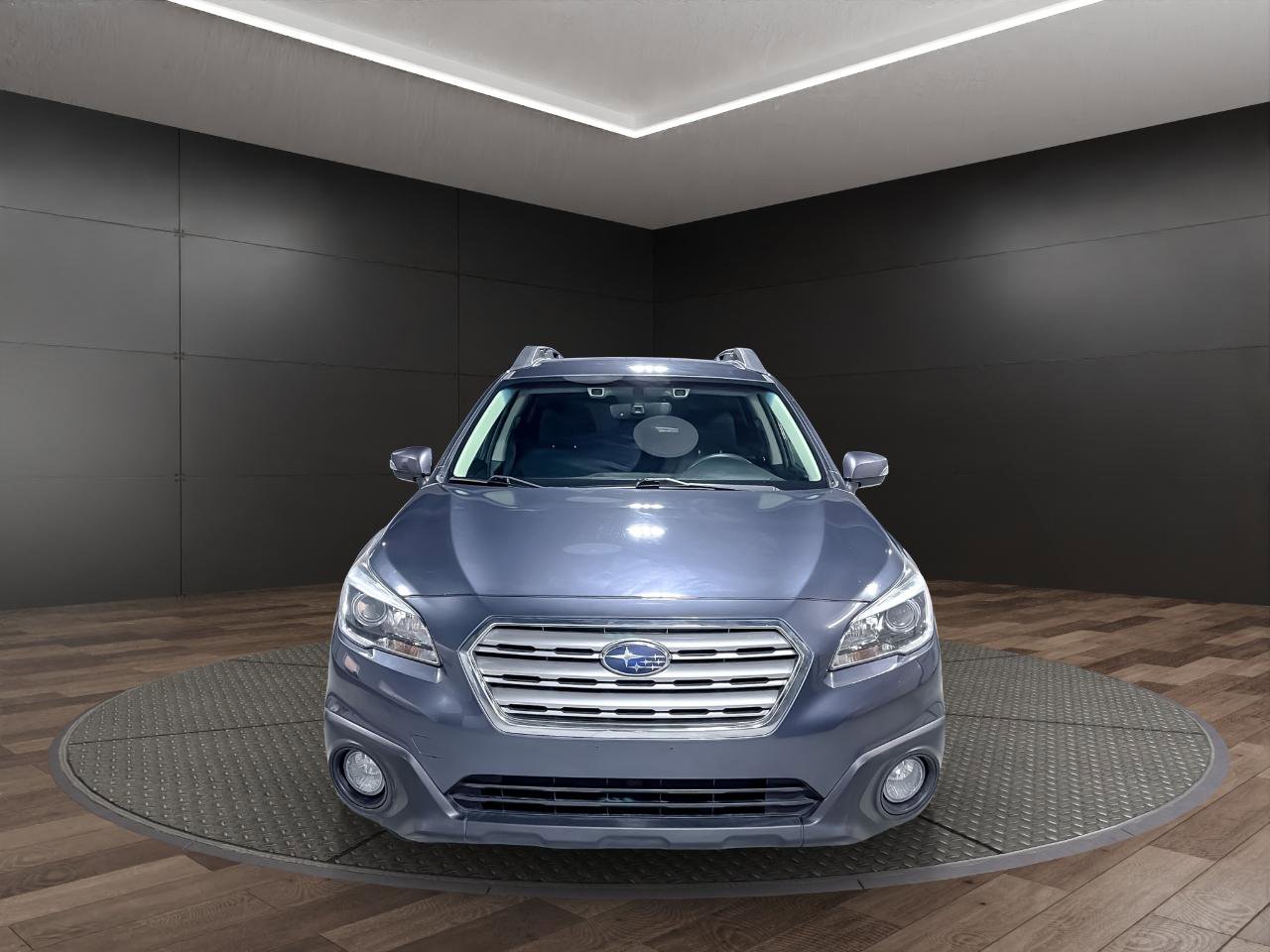 Used 2017 Subaru Outback 2.5i Premium image 3