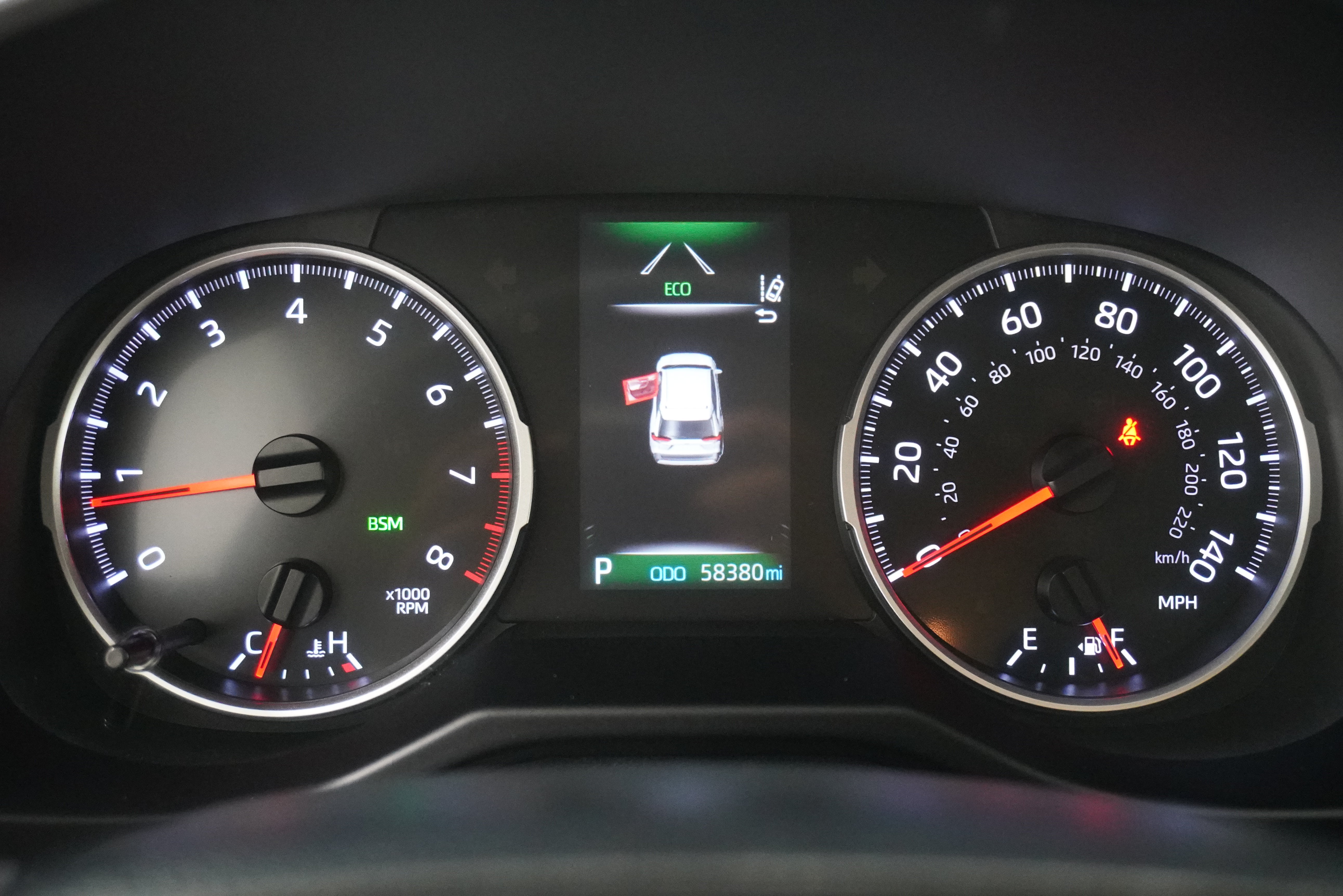 Used 2020 Toyota RAV4 XLE FWD image 17