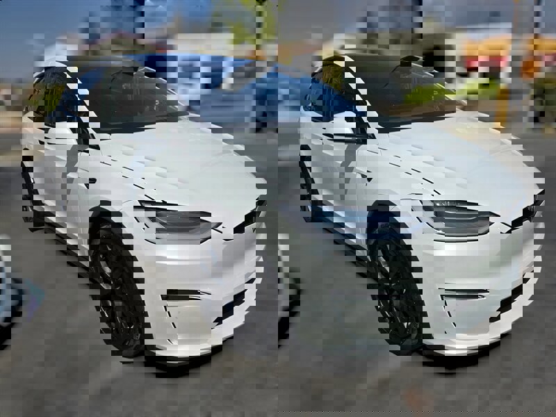 Used 2022 Tesla Model X image 6