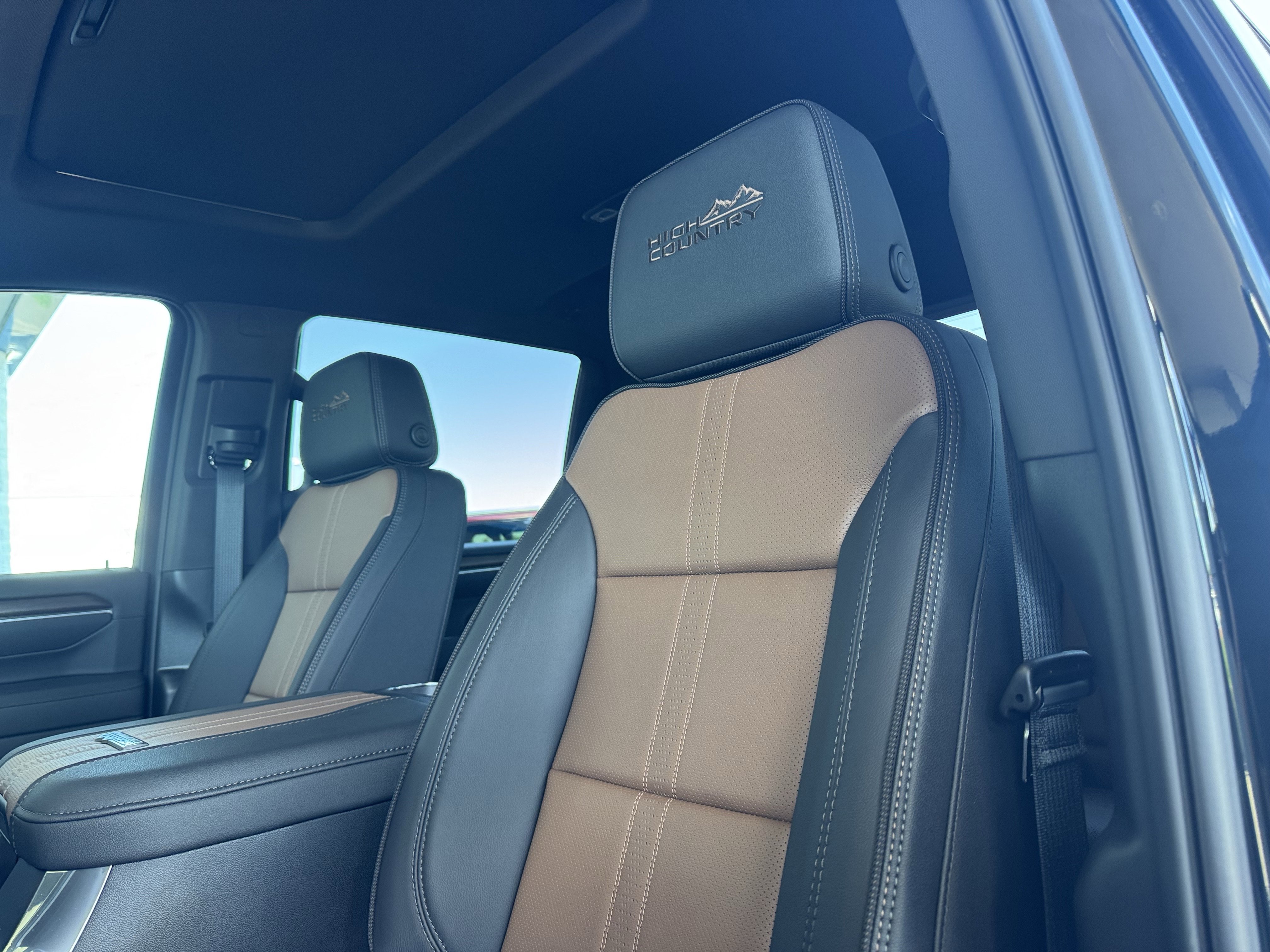 New 2026 Chevrolet Silverado 2500 High Country w/ High Country Premium Package AWD/4WD image 14