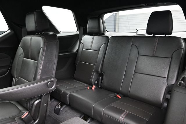 Used 2023 Chevrolet Traverse RS w/ LPO, Floor Liner Package AWD/4WD image 24
