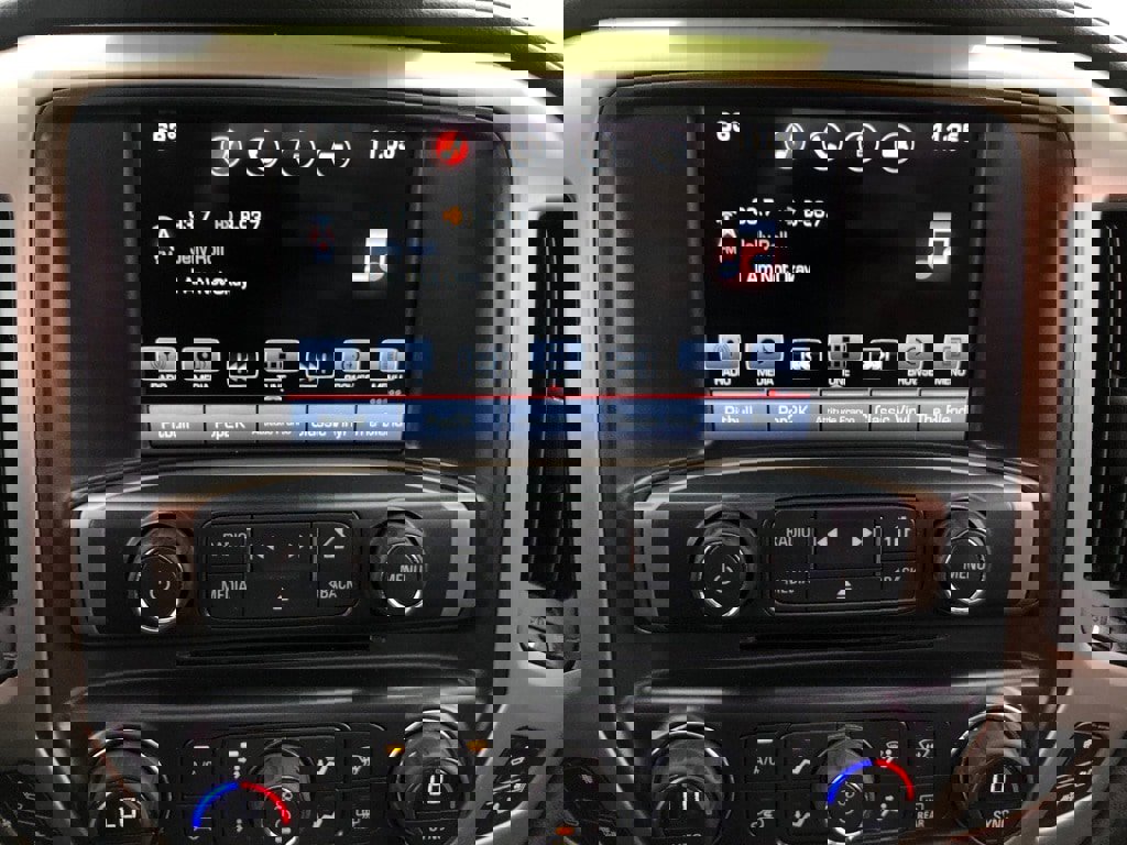 Used 2016 GMC Sierra 2500 Denali w/ Driver Alert Package image 28