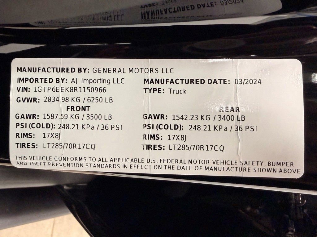 Used 2024 GMC Canyon AT4X image 59